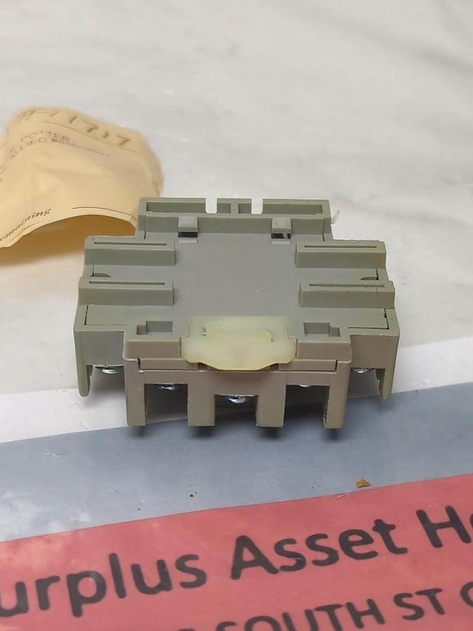 POTTER & BRUMFIELD,27E892,RELAY SOCKET 11-PIN 10AMP NOS