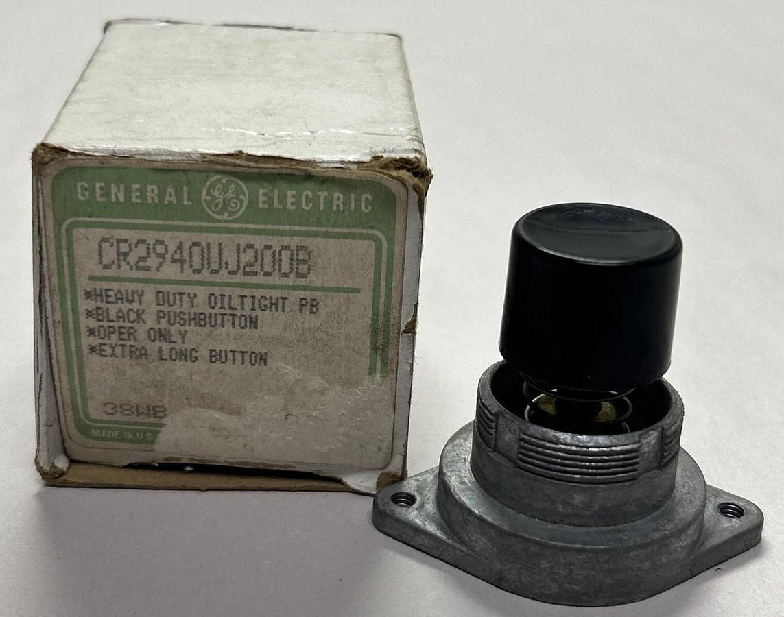 Used GENERAL ELECTRIC,CR2940UJ200B,BLACK PUSHBUTTON NEW
