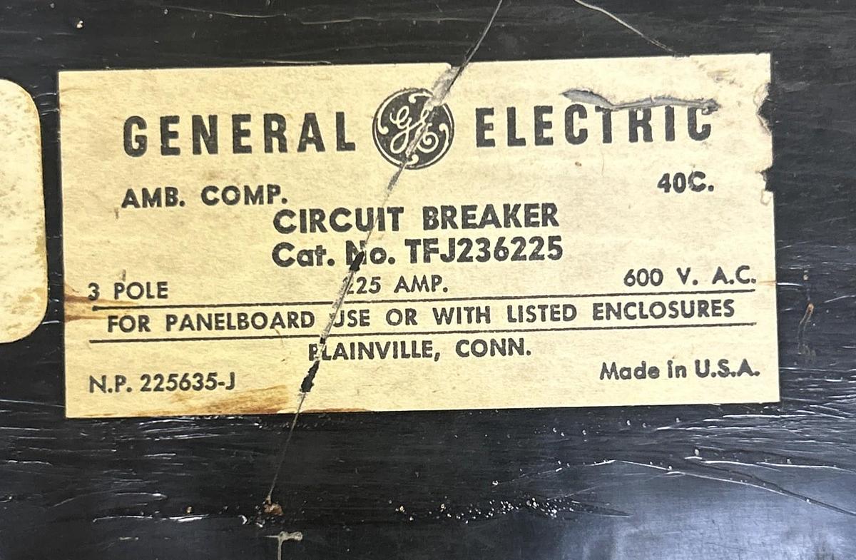 Used GENERAL ELECTRIC,TFJ236225,CIRCUIT BREAKER 225A 600V 3P