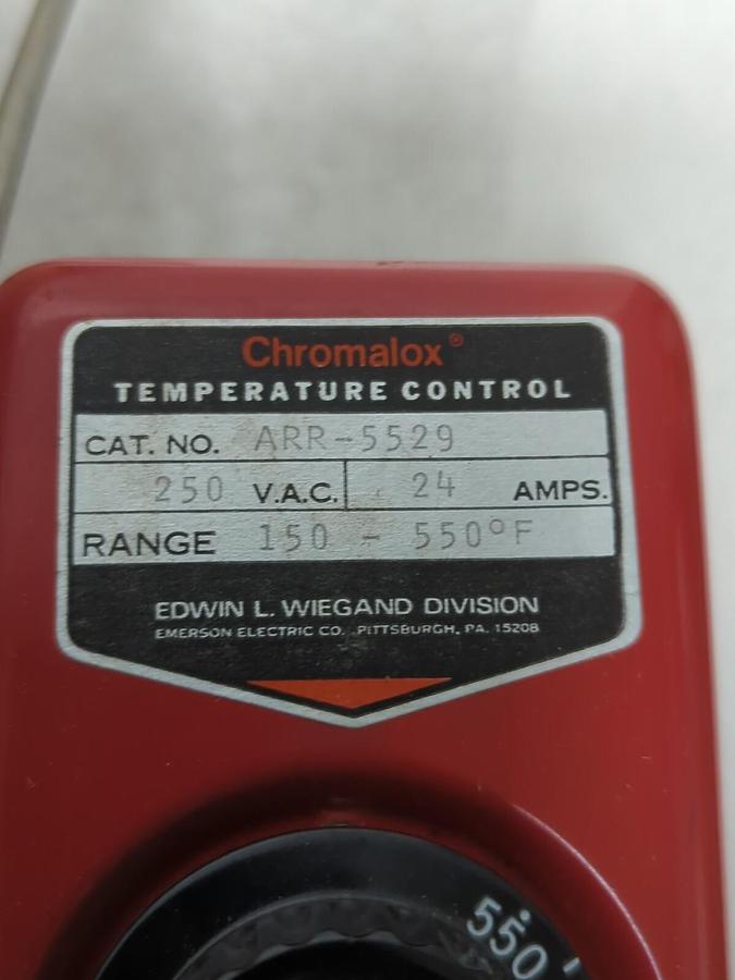 CHROMALOX,ARR-5529,TEMPERATURE CONTROL 250 VAC 24 AMP 150-550° F NOS