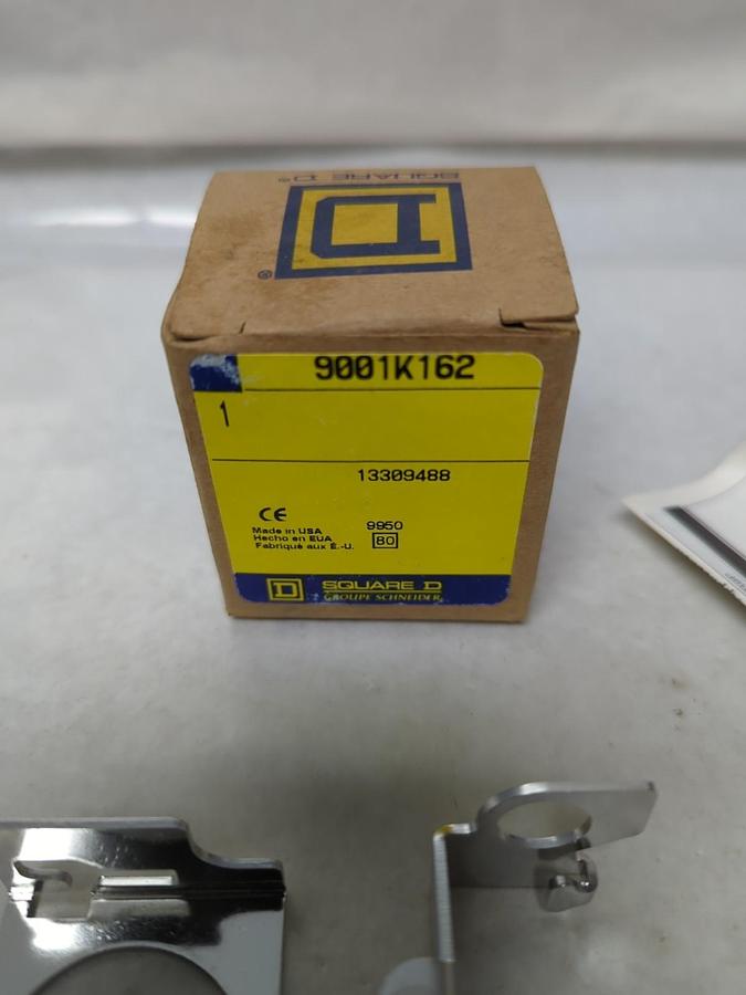 SQUARE D,9001 K162,PUSH BUTTON PAD-LOCK ATTACHMENT NOS