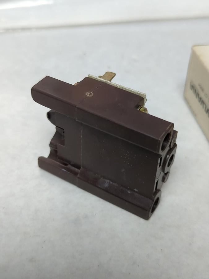 SYLVANIA,BA,CONTACT BLOCK 1 N.O.-1 N.C CONTACTS NOS