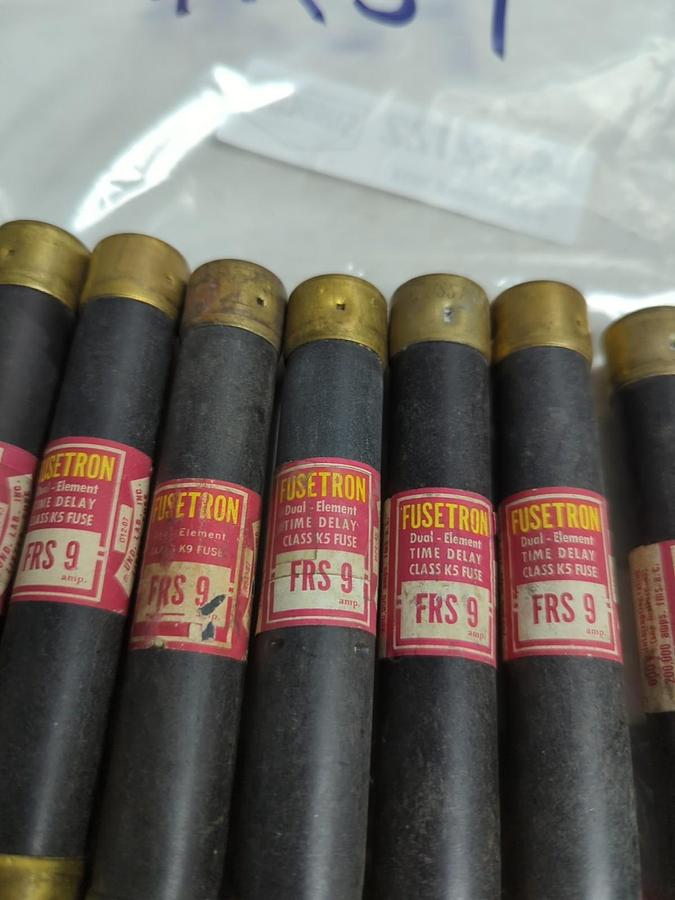 Used COOPER BUSSMANN,FRS-9,FUSETRON 9 AMP FUSE LOT OF 7 PRE-OWNED