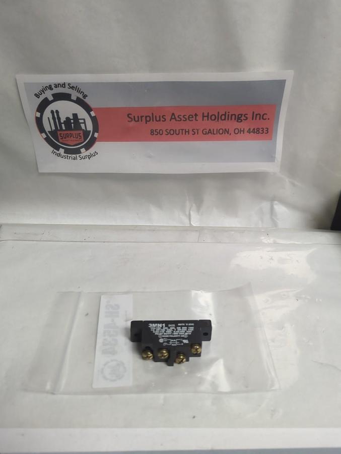 Used HONEYWELL,3MN1,SNAP ACTION SWITCH PRE-OWNED