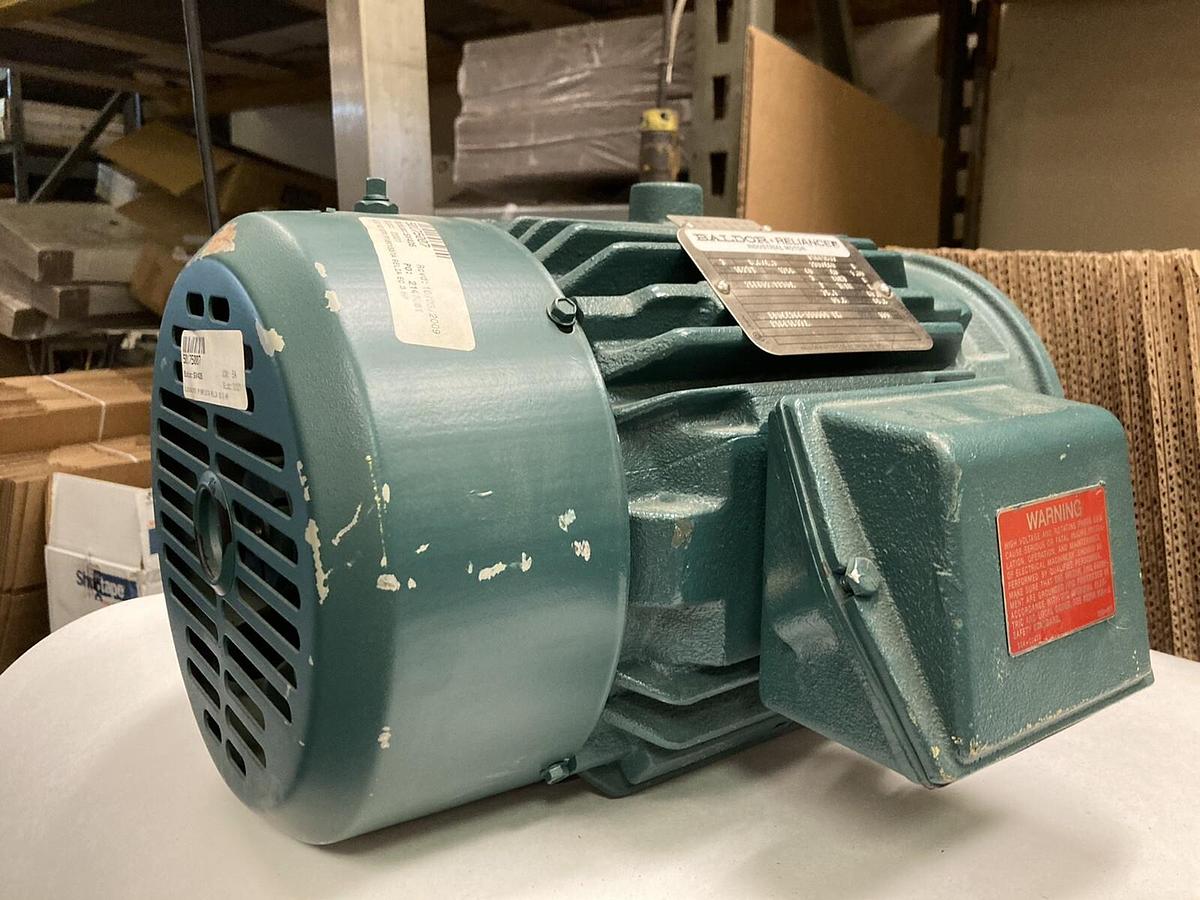 Baldor Reliance,P18G1537,3 HP Motor 1755 RPM  230/460 Volts  182TY Frame
