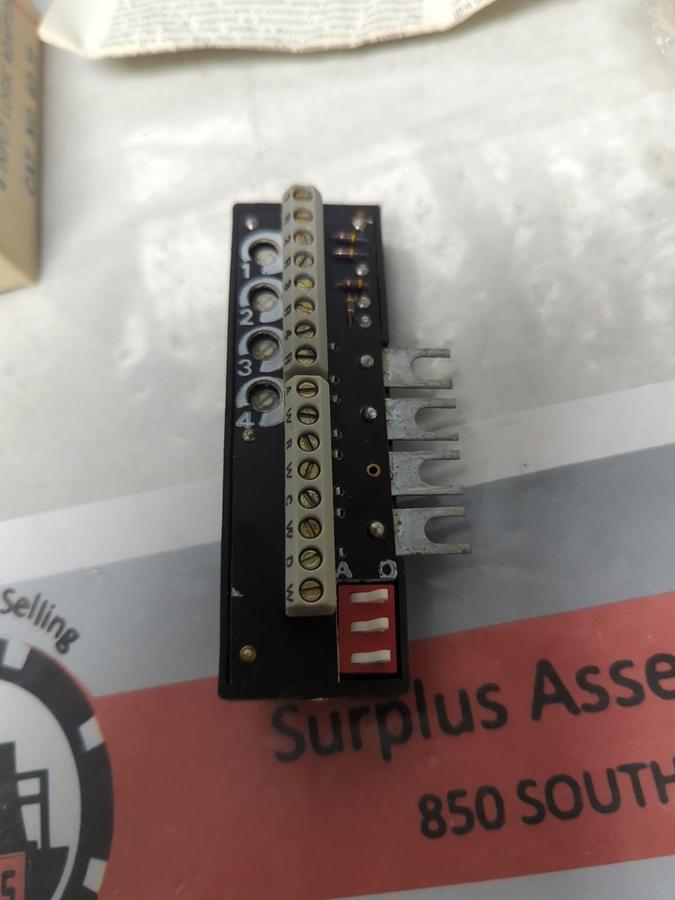 ECA,63-77,PHOTOSWITCH 4-INPUT LOGIC ADAPTOR NOS