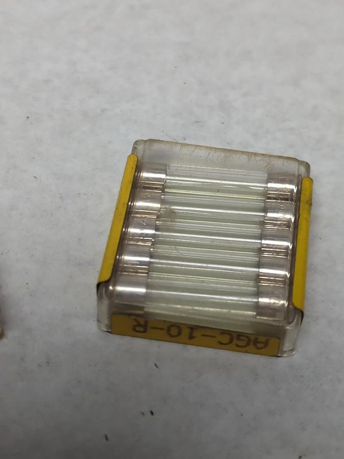 COOPER BUSSMANN,AGC-10-R,CARTRIDGE FUSE 10 AMP LOT OF 10 NOS