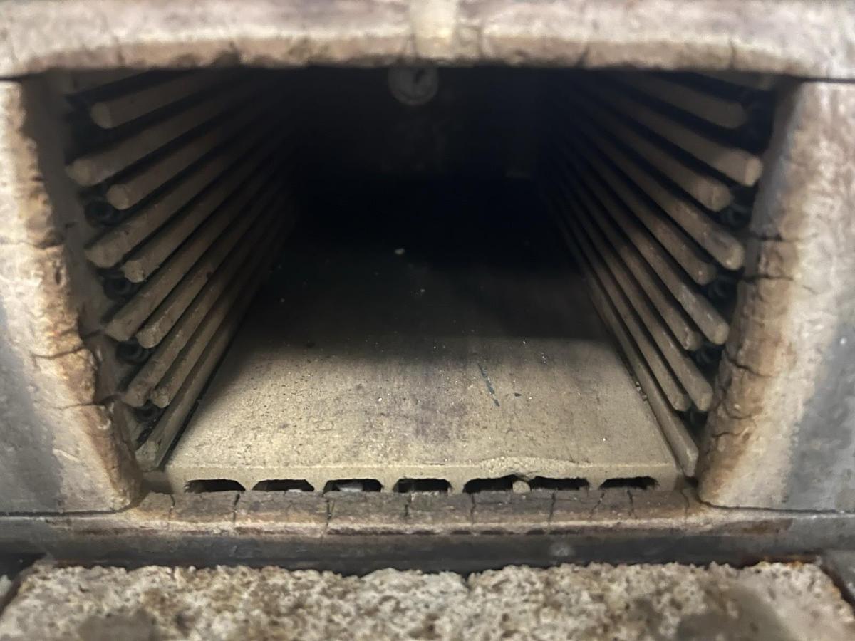 Used HEVI DUTY,54,ELECTRIC MULTIPLE UNIT HEAT TREAT FURNACE 115-230V MAX TEMP 1850