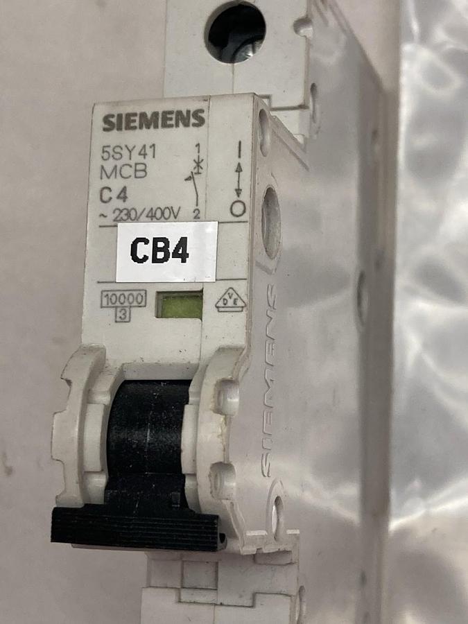 Used Siemens,5SY4104-7,1-Pole Circuit Breaker 230/400V 35kA LOT OF 2