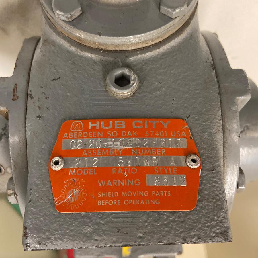 Hub City,02-20-10402-212,Gear Reducer Model 212 Ratio 5:1WR Style A