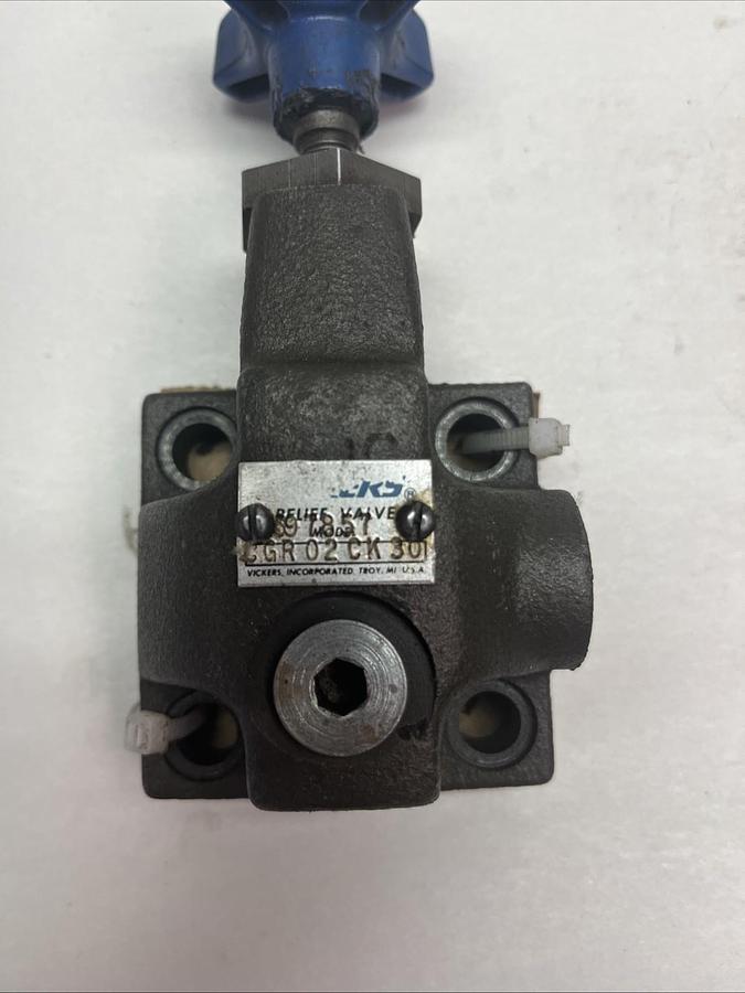 Used VICKERS,CGR-02-CK-30,HYDRAULIC PRESSURE RELIEF VALVE