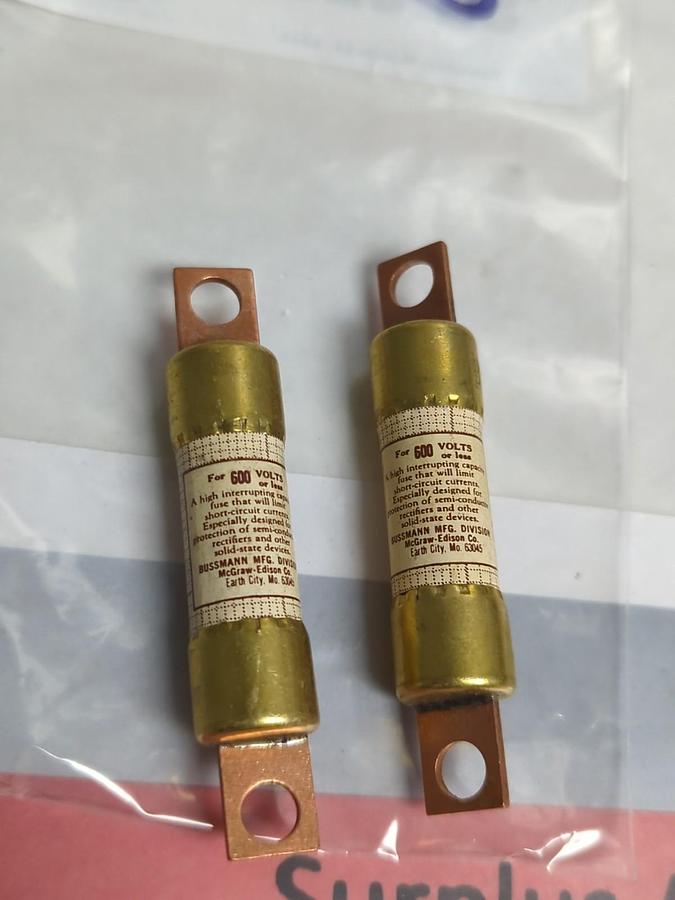 Used COOPER BUSSMANN,KAC-5,TRON 5 AMP FUSE LOT OF 2 PRE-OWNED