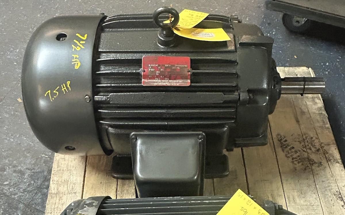 LINCOLN ELECTRIC,D-4G4704,AC MOTOR 7.5HP 460V 880RPM 3PH 284U FRAME