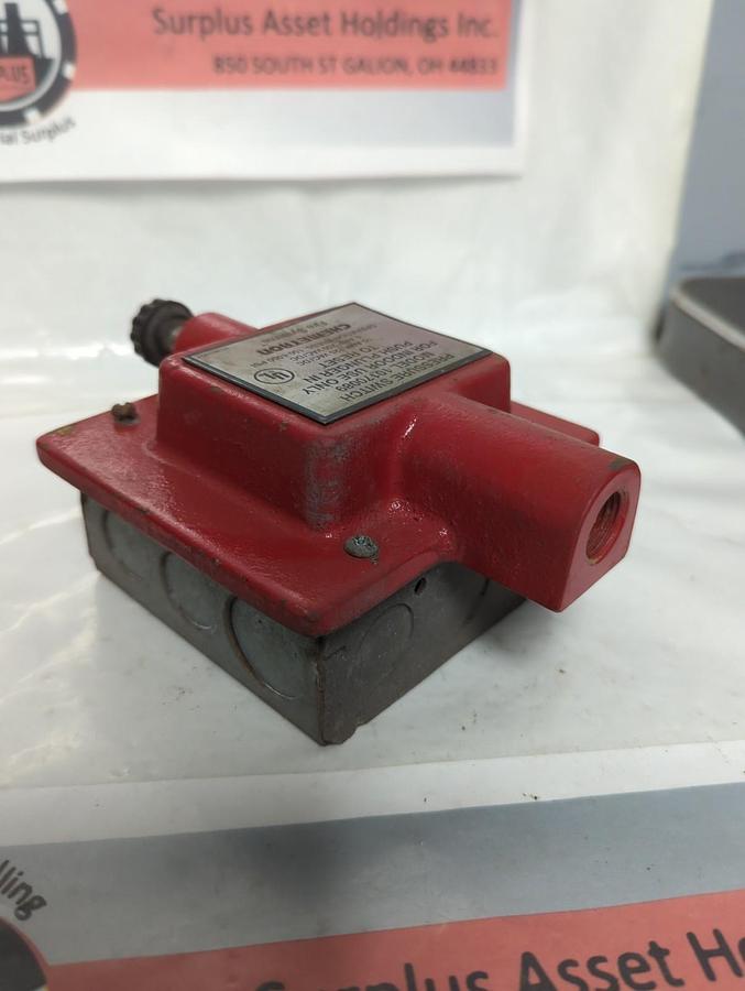 Used CHEMETRON,10170089,PRESSURE SWITCH PRE-OWNED