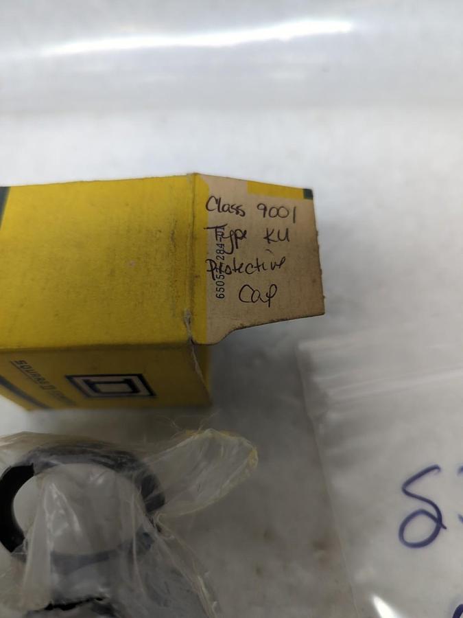 SQUARE D,9001 KU,PROTECTIVE CAP 2 NOS