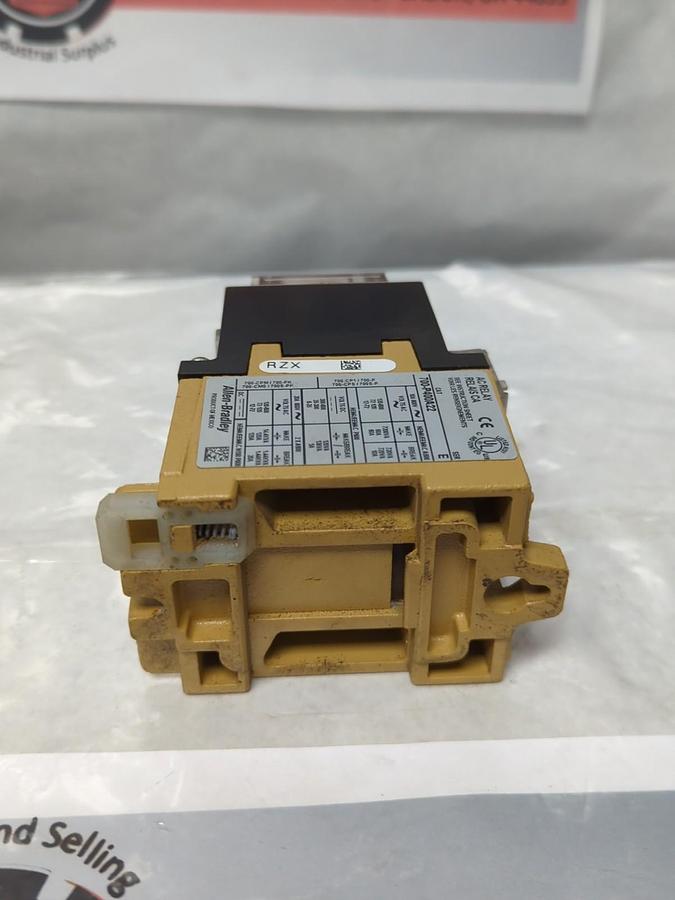 Used ALLEN BRADLEY,700-P400A22,SERIES E AC RELAY PRE-OWNED