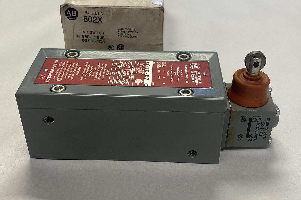 Used ALLEN BRADLEY,802X-K7,SER C LIMIT SWITCH NEW