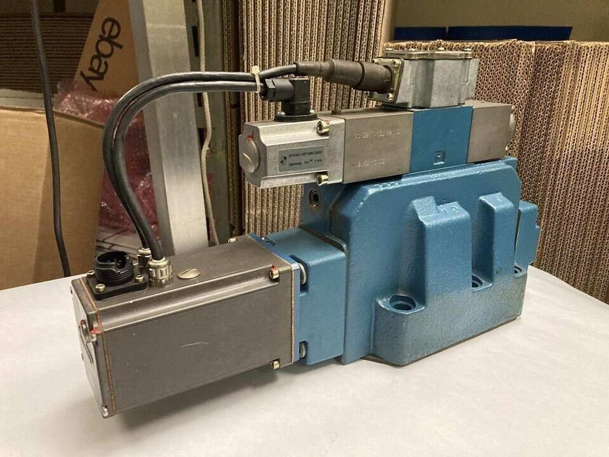 Used Rexroth,4WRTE25W500L-31H/6BG24EK31/M,Hydraulic Directional Control Valve