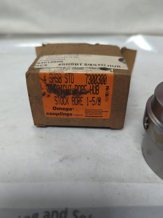 REXNORD,7300300,4SHSB STD STRAIGHT BORE HUB STOCK BORE 1-5/8" NOS