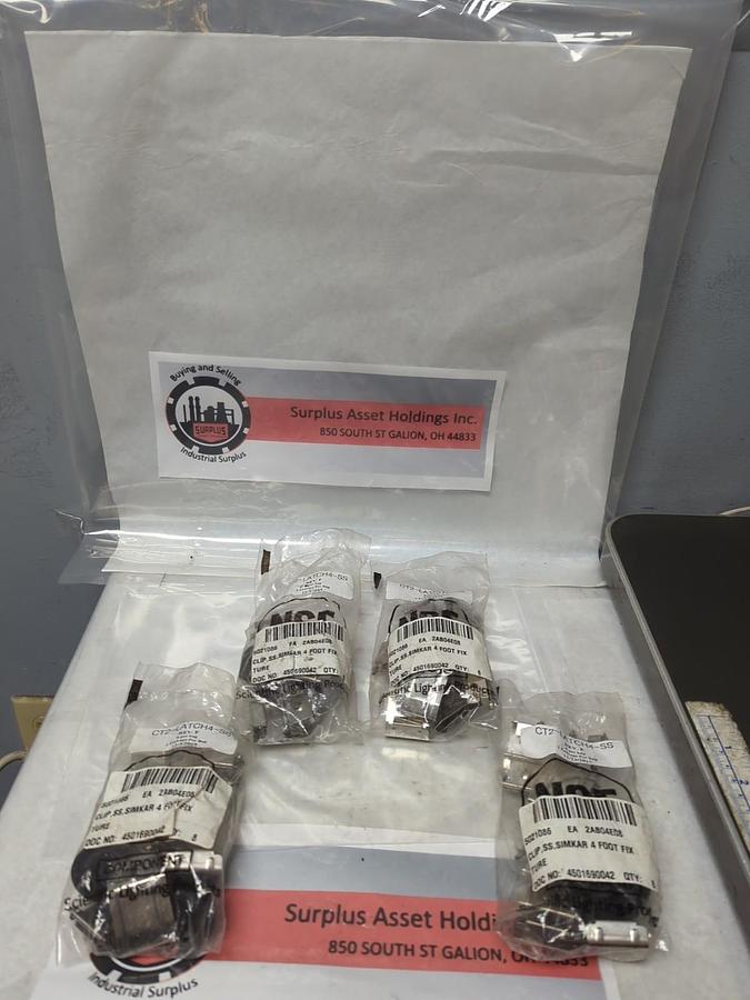 SCIENTIFIC LIGHTING PRODUCTS,CT2-LATCH4-SS,REV. F CT2 LATCHES LOT OF 31 NOS