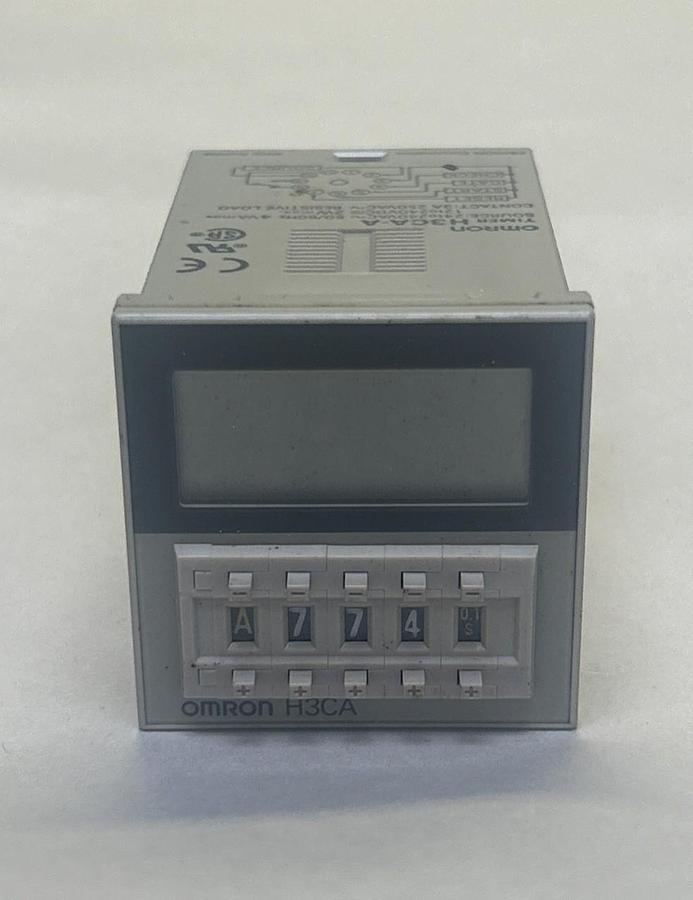 Used OMRON,H3CA-A,SOLID STATE TIMER