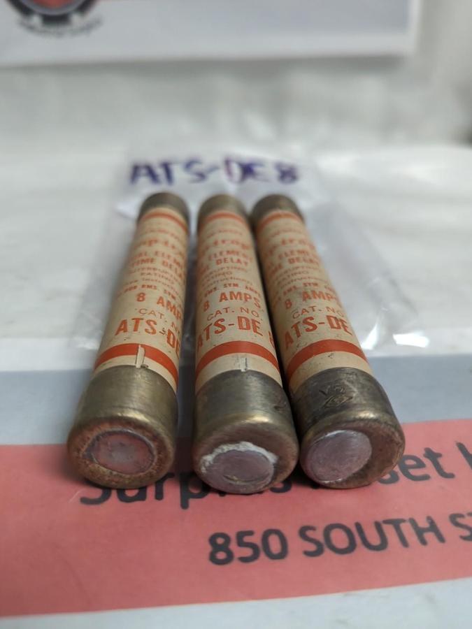 Used SHAWMUT,ATS-DE 8,AMP-TRAP 8 AMP FUSE LOT OF 3 PRE-OWNED