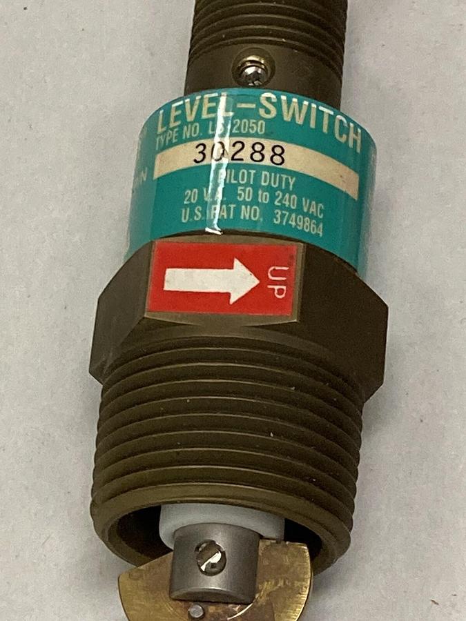 Used Gems Sensors,LS-2050 30288,Level-Switch
