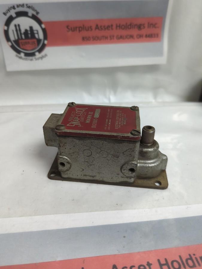 Used NAMCO,D1200G-2,SNAP-LOCK SWITCH PRE-OWNED