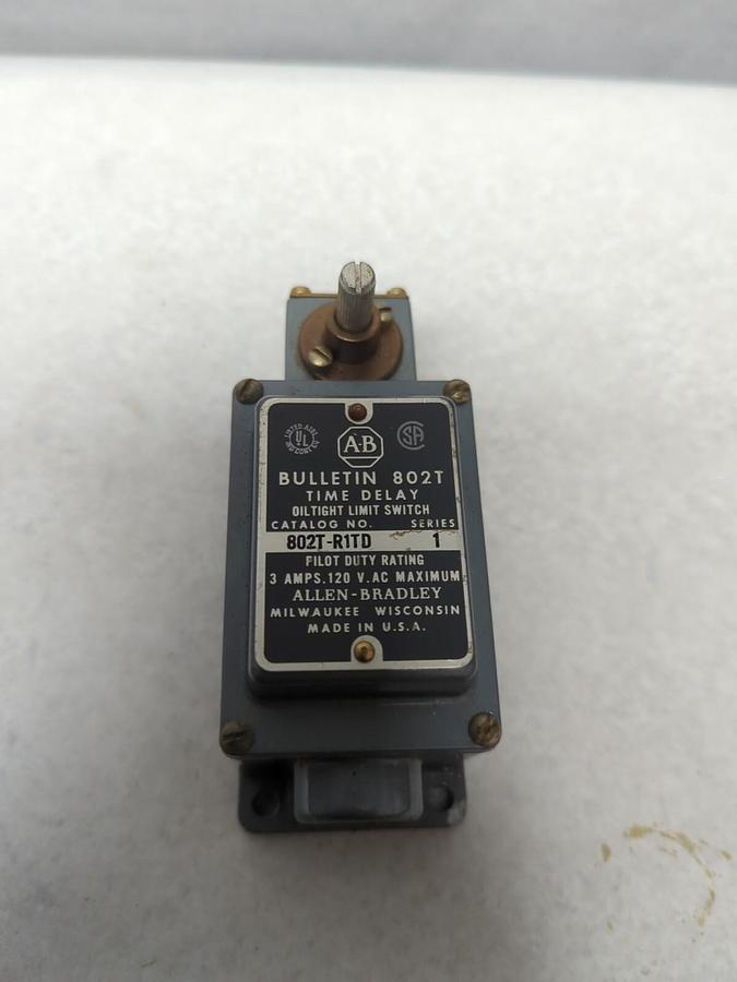 ALLEN-BRADLEY,802T-R1TD,TIME DELAY OILTIGHT LIMIT SWITCH 3 AMP MISSING BOX NOS