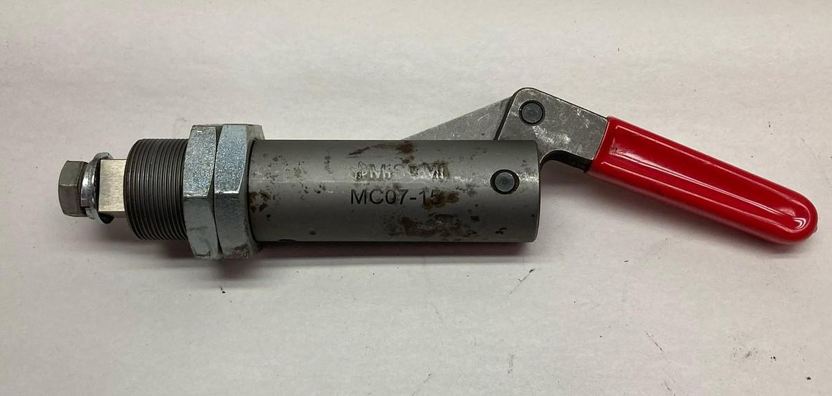 MiSUMi,MC07-15,Toggle Clamps w/Side Push and Flange Base
