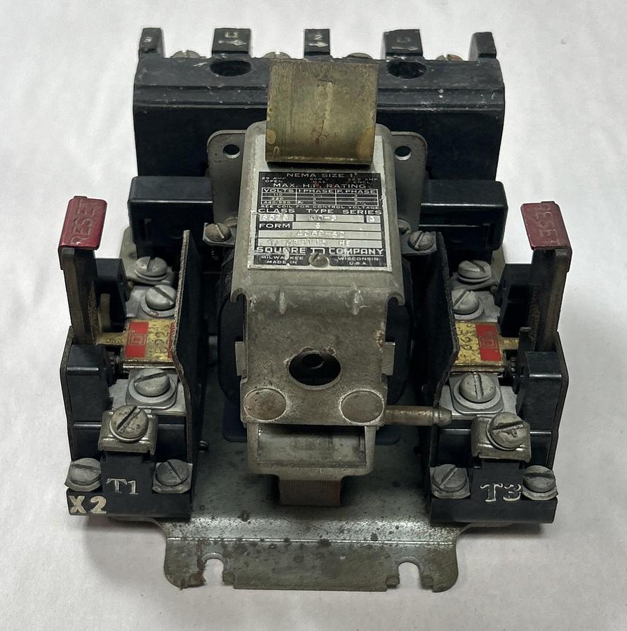 Used SQUARE D,8536C0-3,STARTER SIZE 1