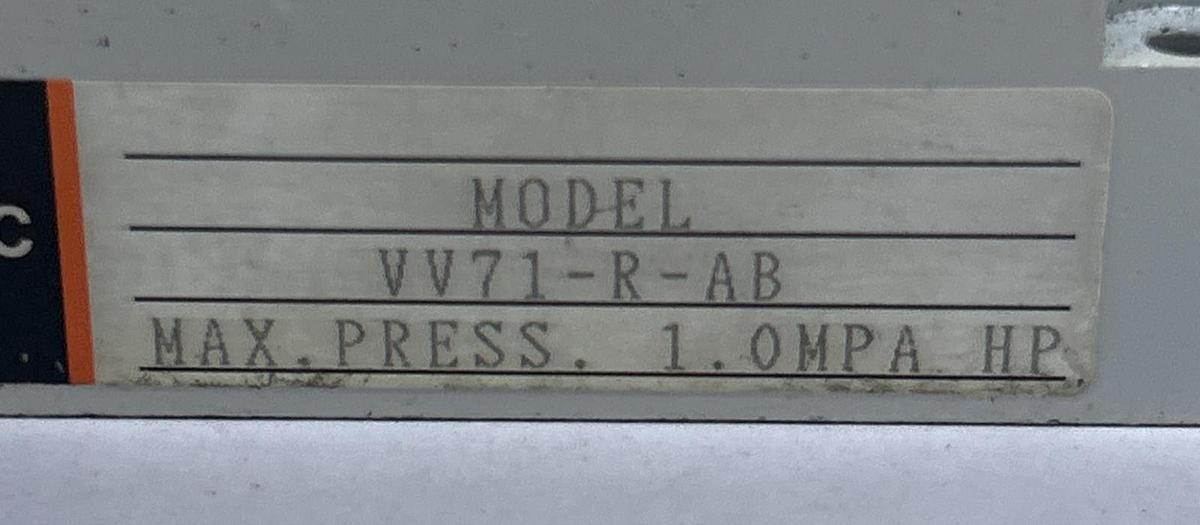 SMC,VV71-R-AB,EXHAUST SPACER NOS