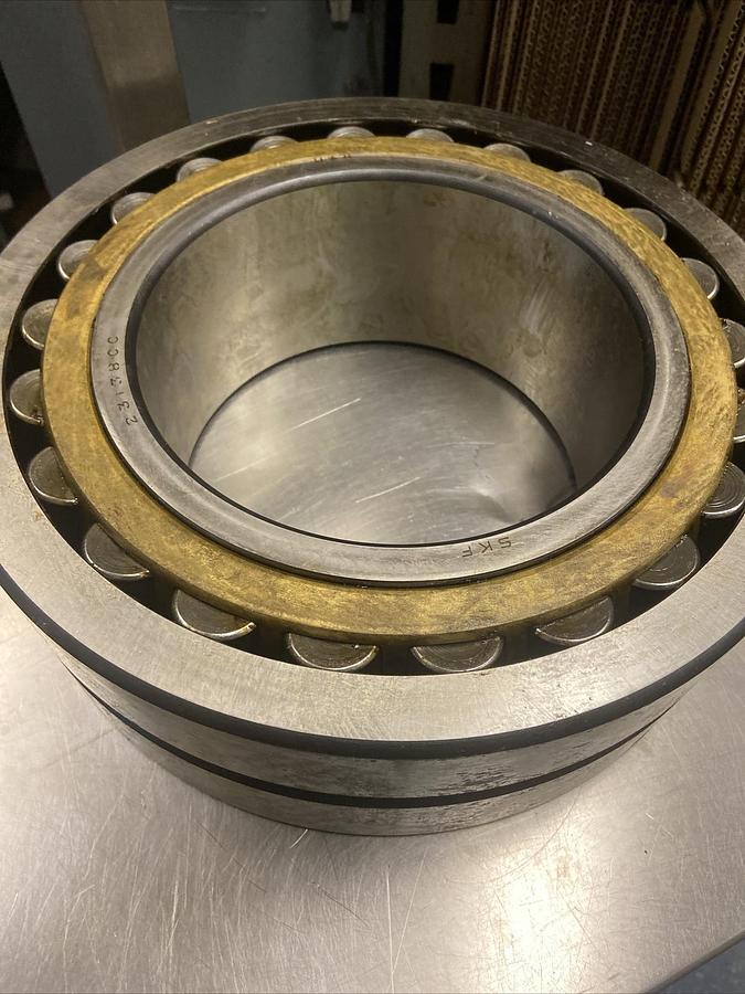 SKF,23138CC,Spherical Roller Bearing 190MM ID 320MM OD 104MM Wide