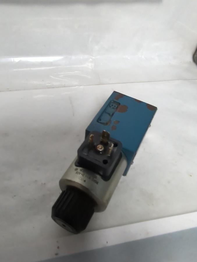 Used BOSCH,0 810 091 229,SOLENOID VALVE PRE-OWNED