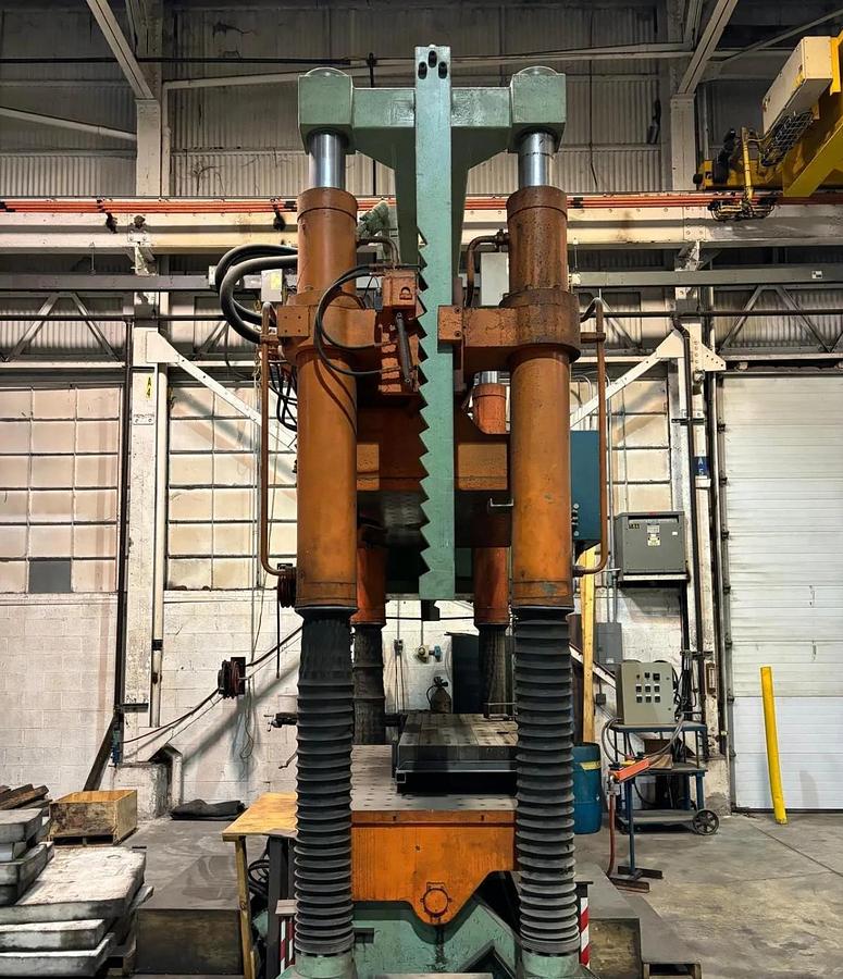 Used 155 Ton Midwest/Desma Hydraulic Spotting Press