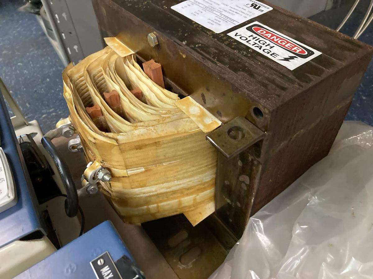 Used GE,M9T22B4314,1-Phase Open Transformer 15 KVA 240/480 to 120/240V