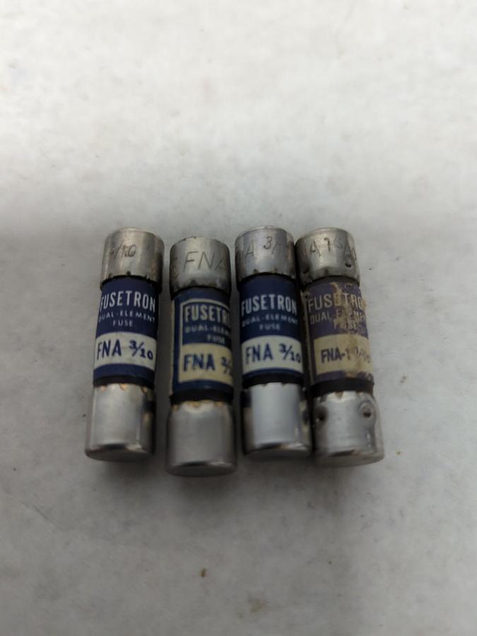 COOPER BUSSMANN,FNA 3/10,FUSETRON FUSE LOT OF 4 NOS