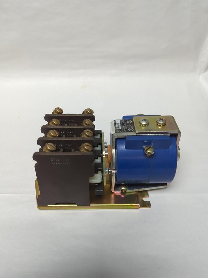 JOSLYN CLARK,4U4,TYPE PM 240VDC RELAY 734G NOS