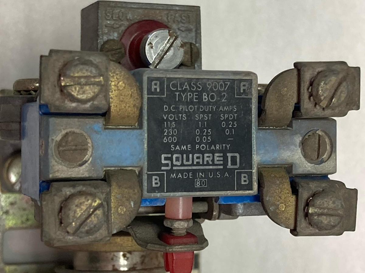 Used Square D,Class 9050, Type C0-1E Timing Relay Series D