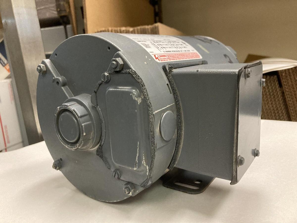 Used Magnetek,R130,1Hp AC Motor 1745RPM 200-230/460 P143T Frame