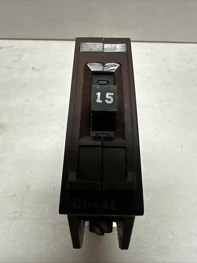 Used Wadsworth,A15N1,15 Amp Single Pole Circuit Breaker LOT of 11