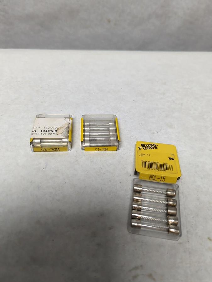 COOPER BUSSMANN,MDL-15,GLASS FUSES LOT OF 15 NOS