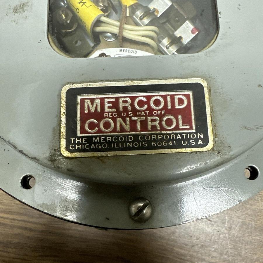 Used Mercoid Controls,DAW-38-153-RG5,Pressure Control