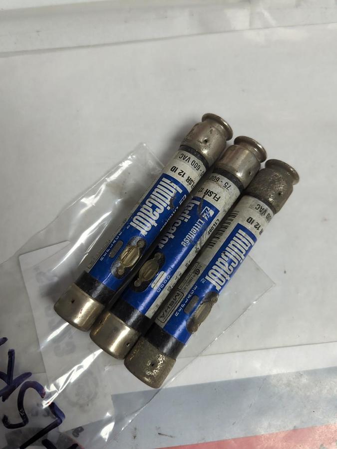 Used LITTELFUSE,FLSR12ID,INDICATOR 12 AMP FUSE LOT OF 3 PRE-OWNED
