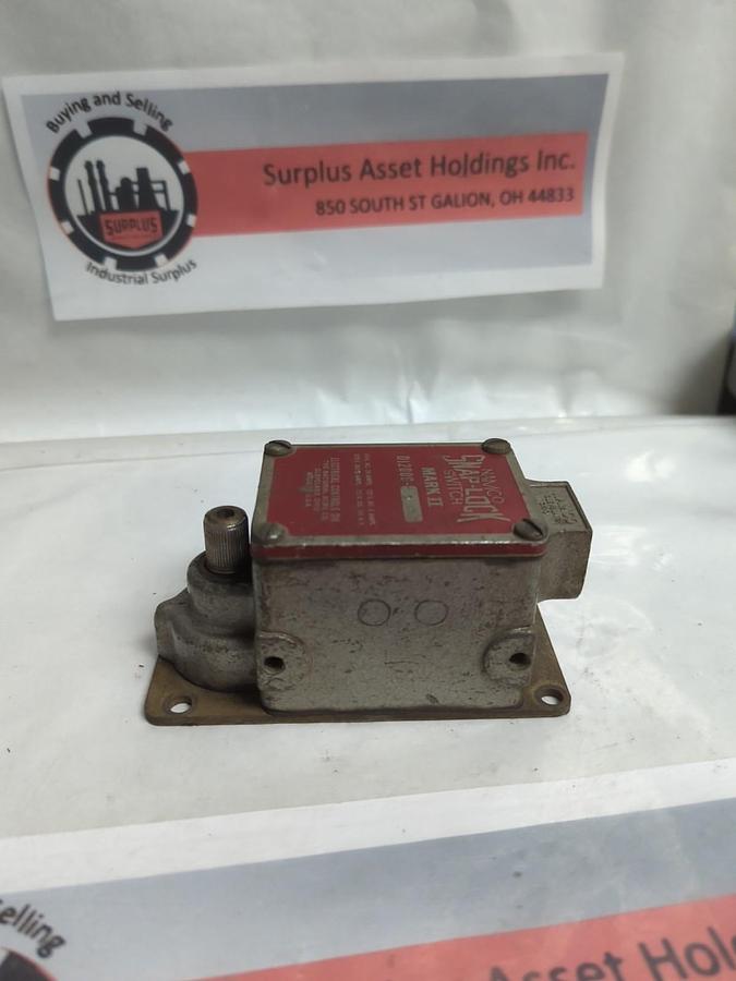 Used NAMCO,D1200G-2,SNAP-LOCK SWITCH PRE-OWNED