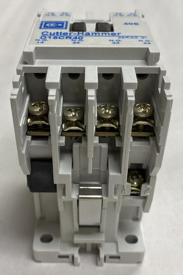 Cutler Hammer,D15CR40AB,Relay 4 Pole 110/120V NEW