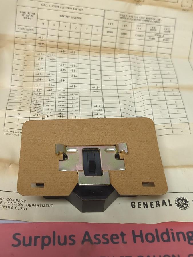GENERAL ELECTRIC,CR205X,AUXILIARY CONTACT 600V AC 250V DC SAME POLARITY NOS