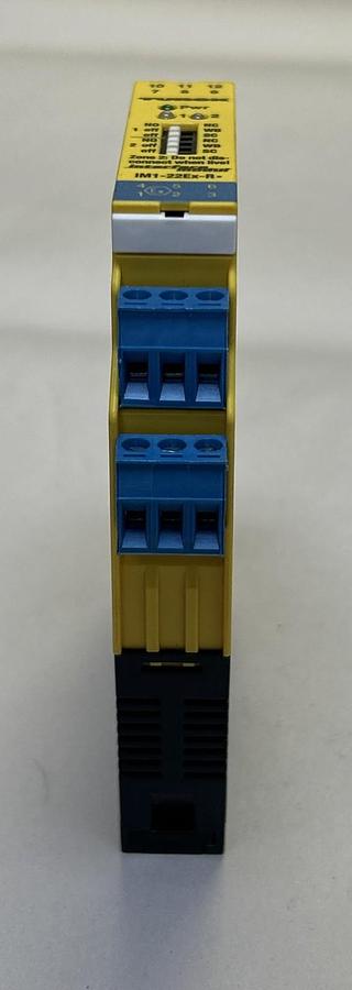 Used TURCK,IM1-22EX-R,ISOLATING SWITCHING AMPLIFIER NEW