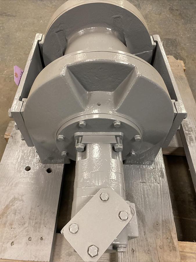 Used Kinematic P15CCE81 Hydraulic Winch 15000lbs