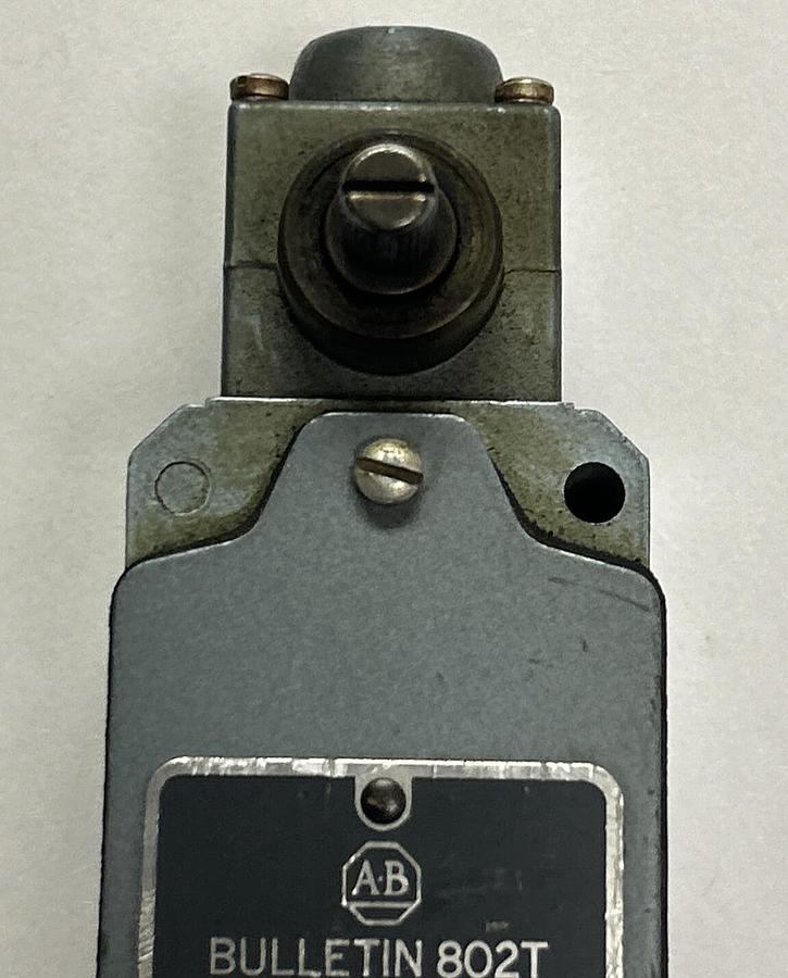 Used ALLEN BRADLEY,802T-A1T,LIMIT SWITCH